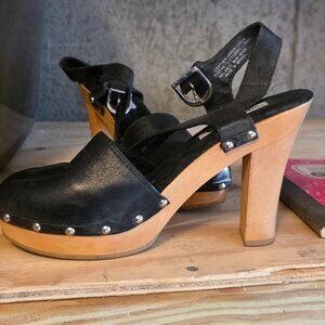 Steve Madden wooden heels size 8